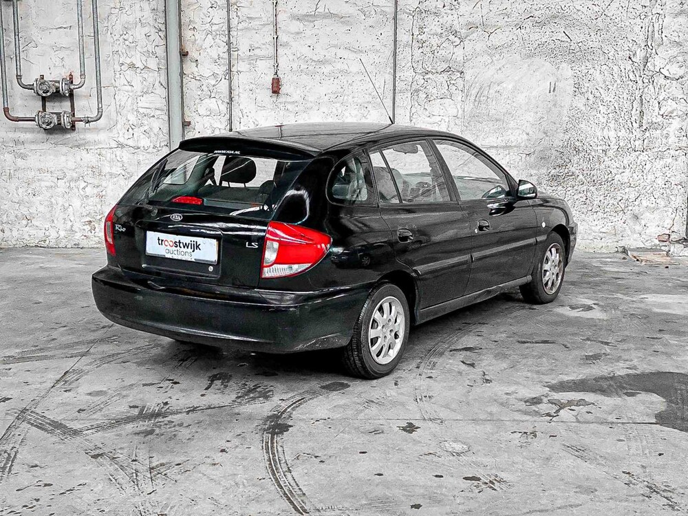 Kia Rio 1.5 LS Ice 97PS 2005, 88-RG-RF