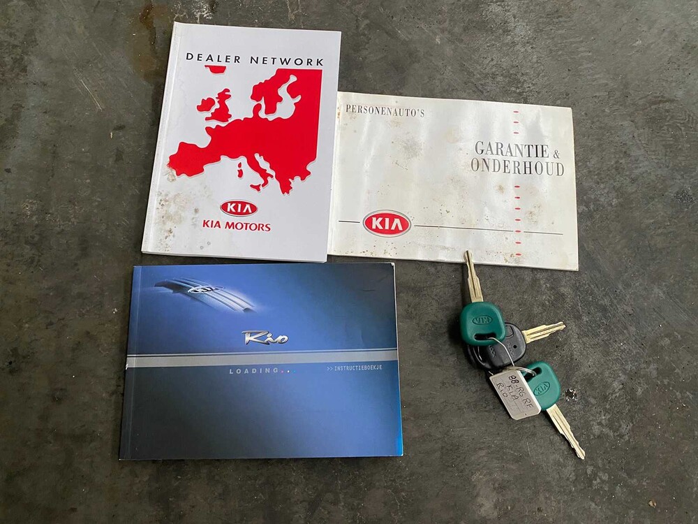 Kia Rio 1.5 LS Ice 97PS 2005, 88-RG-RF