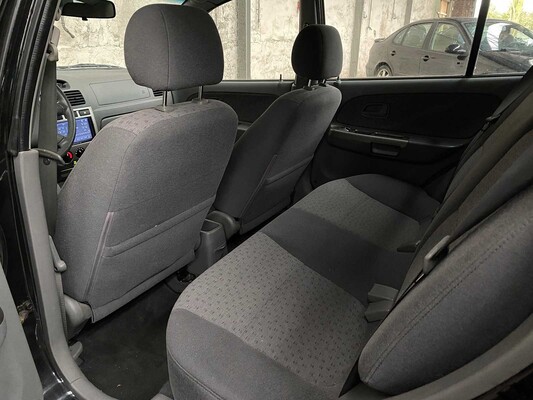 Kia Rio 1.5 LS Ice 97hp 2005, 88-RG-RF