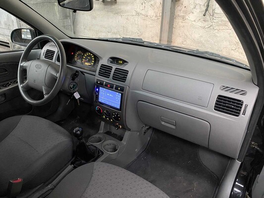 Kia Rio 1.5 LS Ice 97hp 2005, 88-RG-RF