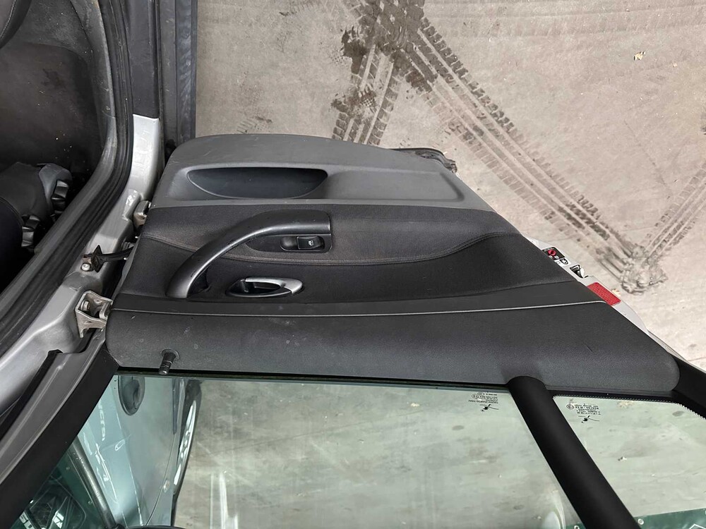 Saab 9-3 Sport Limousine 1.8 Optik 122PS 2004 ORIG-NL, 26-NR-NX