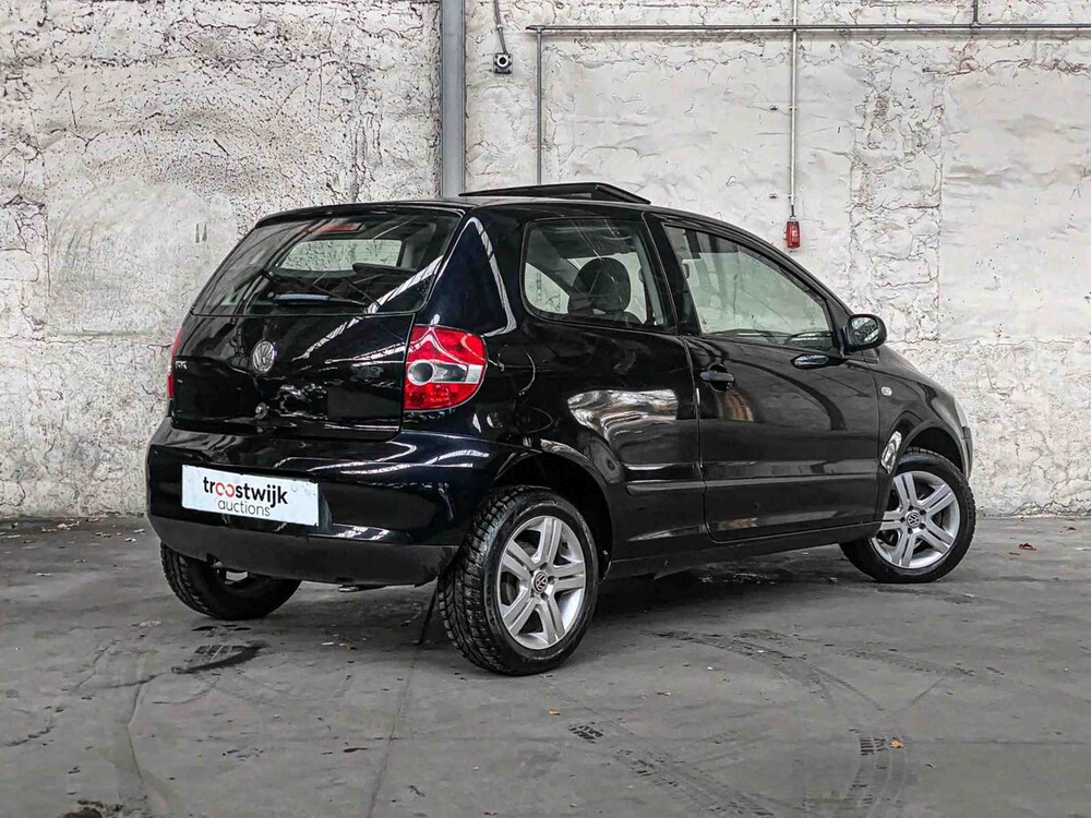 Volkswagen Fox 1.2 Trendline 54PS 2005 -Geburtsdatum NL- 79-RZ-LR
