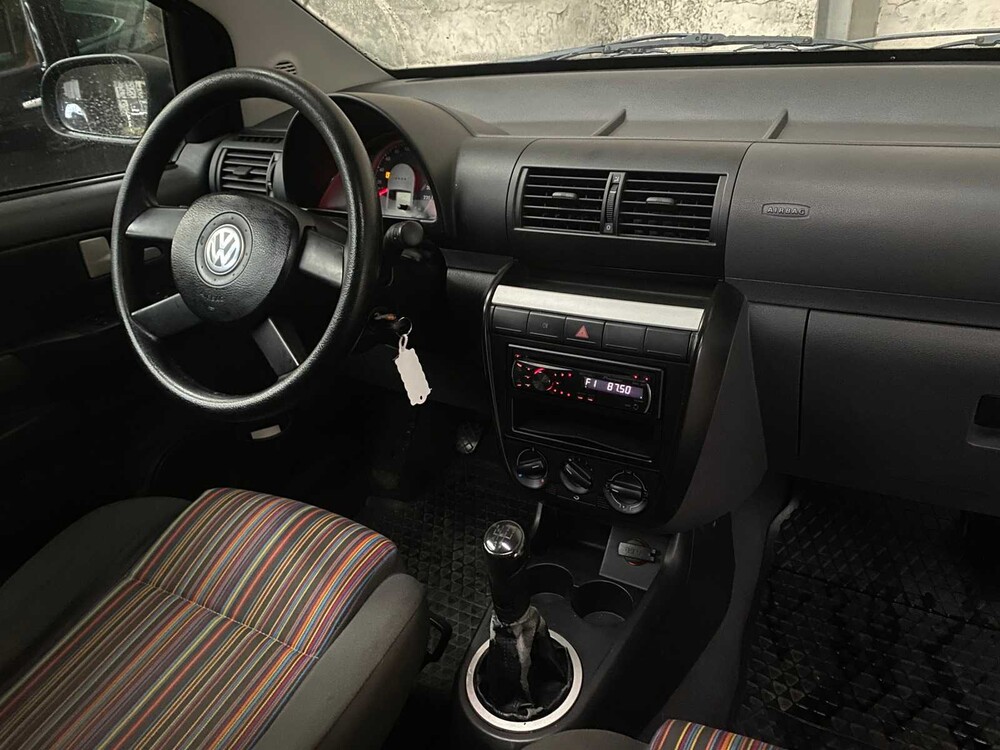 Volkswagen Fox 1.2 Trendline 54PS 2005 -Geburtsdatum NL- 79-RZ-LR