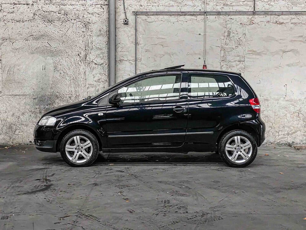 Volkswagen Fox 1.2 Trendline 54PS 2005 -Geburtsdatum NL- 79-RZ-LR