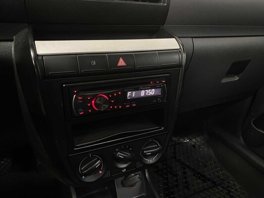 Volkswagen Fox 1.2 Trendline 54PS 2005 -Geburtsdatum NL- 79-RZ-LR