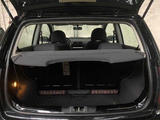 Volkswagen Fox 1.2 Trendline 54PS 2005 -Geburtsdatum NL- 79-RZ-LR