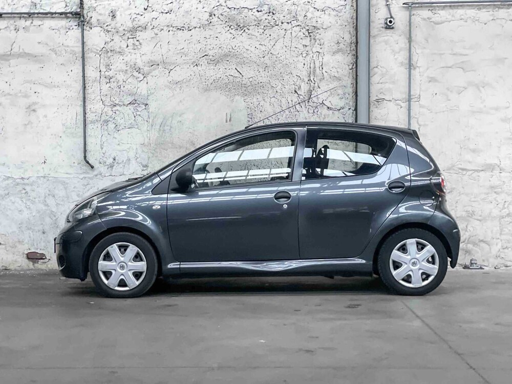 Toyota Aygo 1.0-12V Access 68PS 2010, 55-LNZ-4