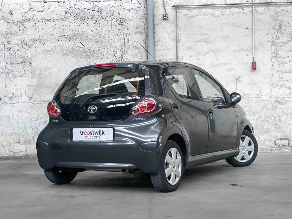 Toyota Aygo 1.0-12V Access 68PS 2010, 55-LNZ-4