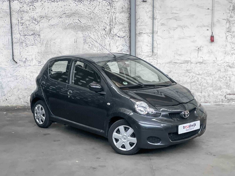Toyota Aygo 1.0-12V Access 68PS 2010, 55-LNZ-4