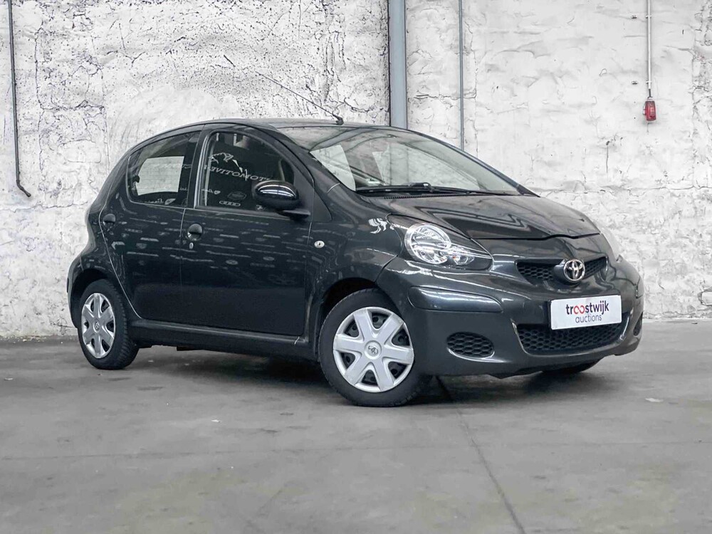 Toyota Aygo 1.0-12V Access 68PS 2010, 55-LNZ-4