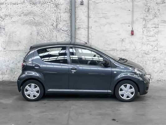 Toyota Aygo 1.0-12V Access 68PS 2010, 55-LNZ-4