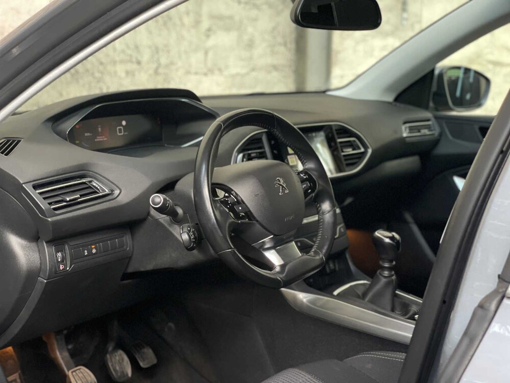 Peugeot 308 SW 1.2 PureT.Blue L. Al 131PS 2021, K-568-HK