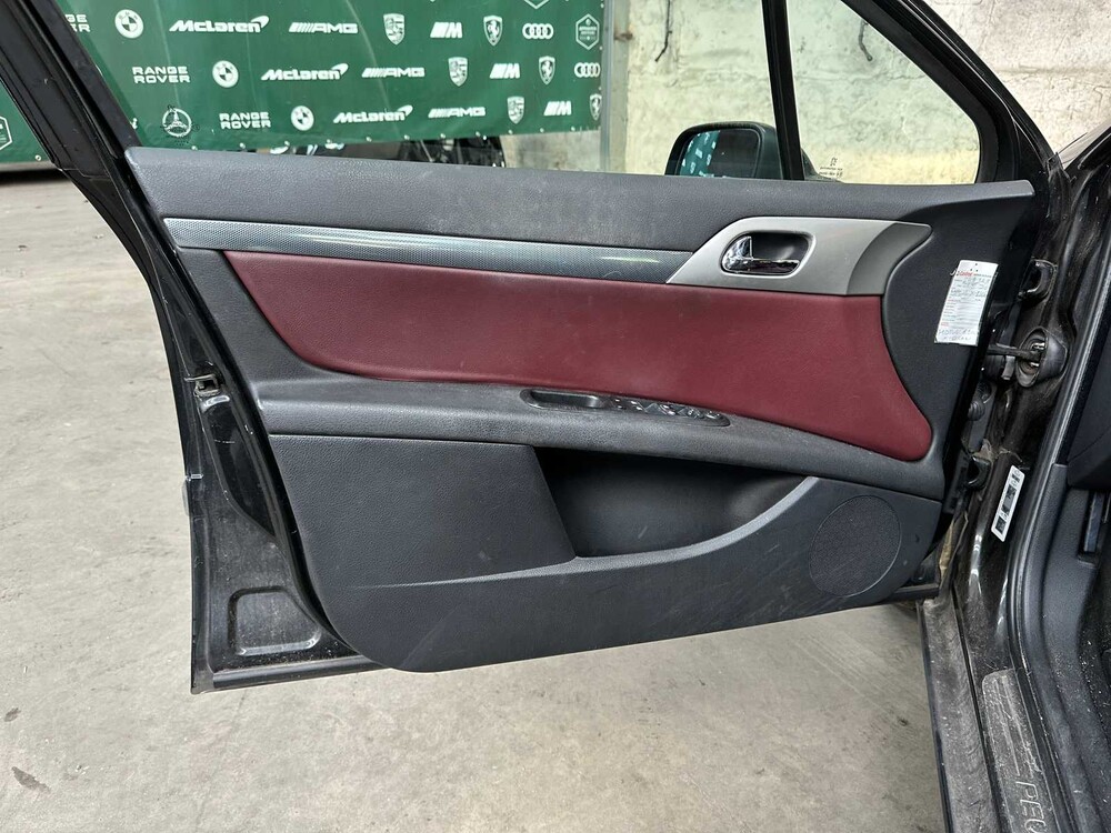 Peugeot 407 SW 2.2-16V XS 163PS 163PS 2007