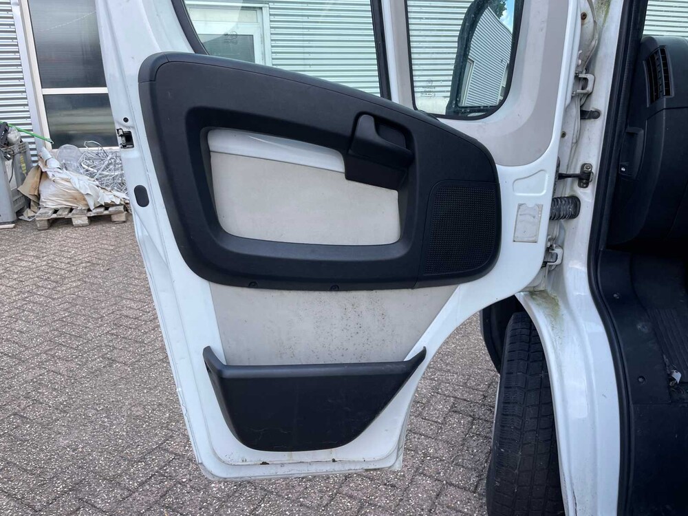 Citroen Jumper 35 2.2 HDI L4H2 Zw. 150PS 2016, V-002-FN