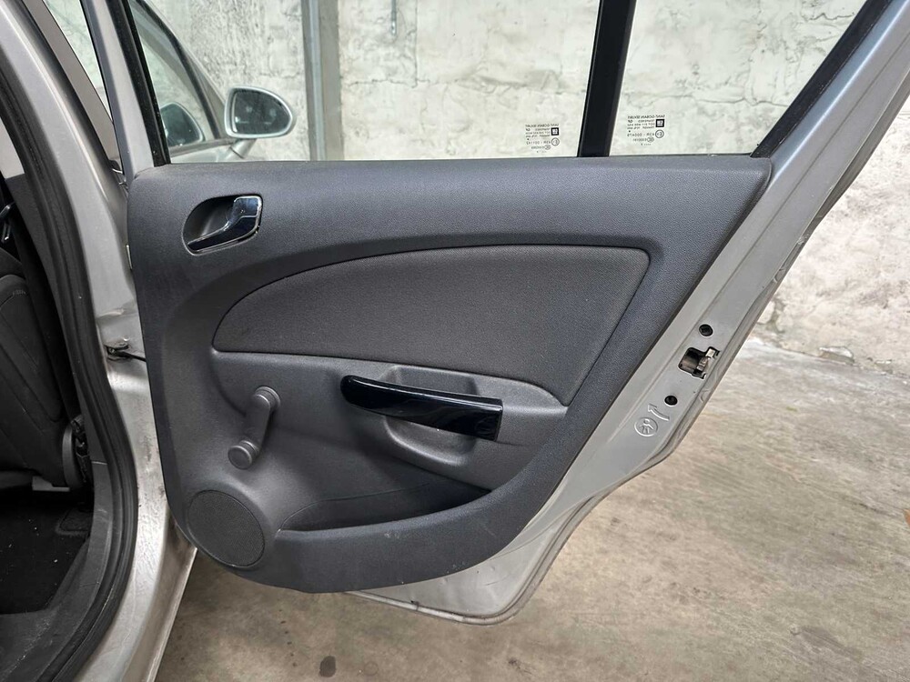 Opel Corsa 1.4-16V Bns Sport 90PS 2007, 70-XH-JK