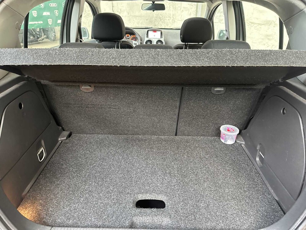 Opel Corsa 1.4-16V Bns Sport 90PS 2007, 70-XH-JK