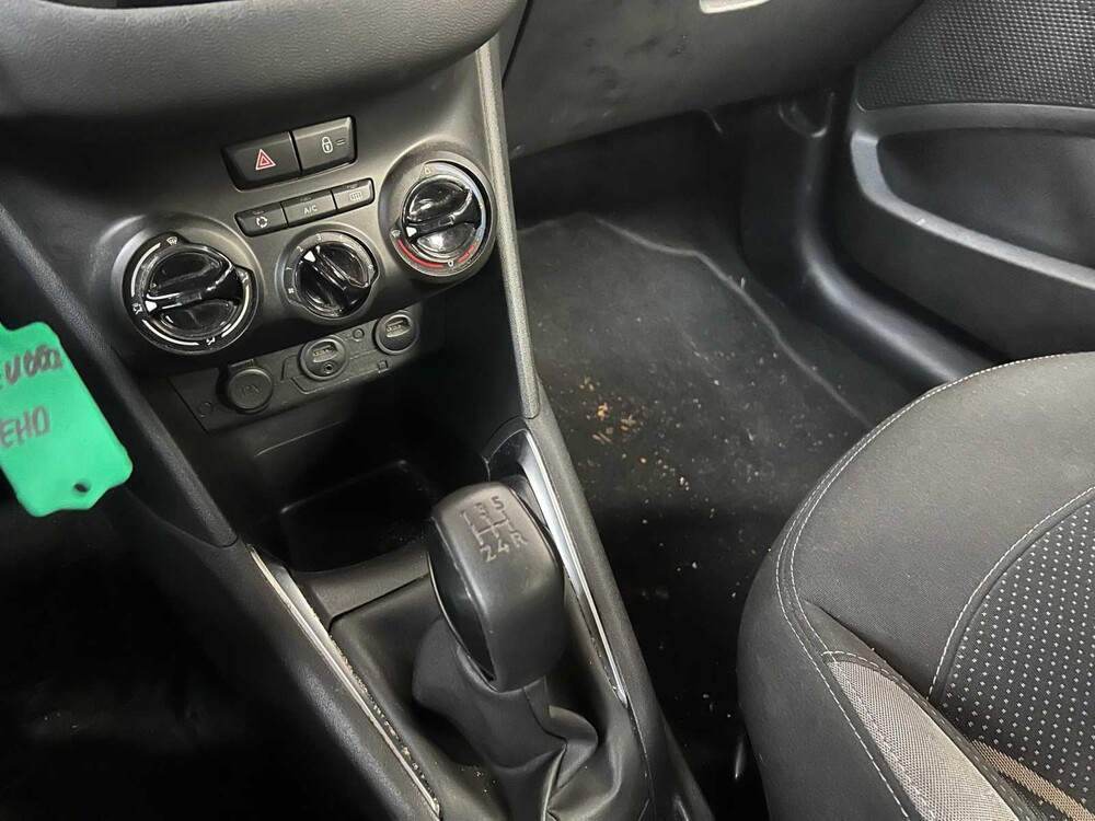 Peugeot 208 1.2 VTi Blue Lease 82PS 2012, 29-XTP-8