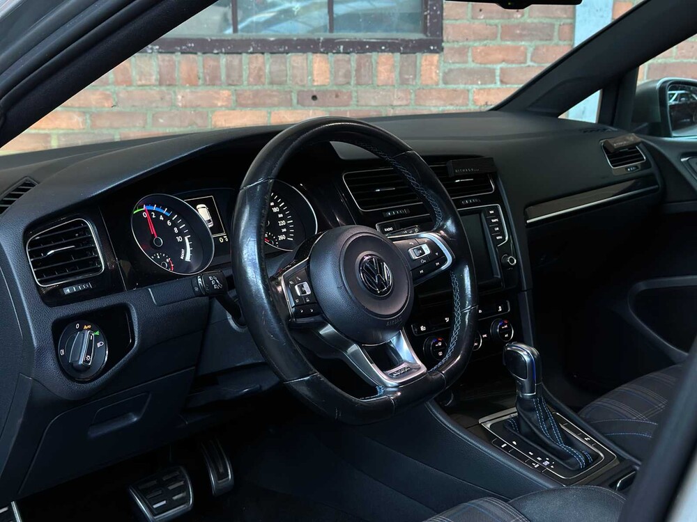 Volkswagen Golf 1.4 TSI GTE 150PS 2015, HP-978-S