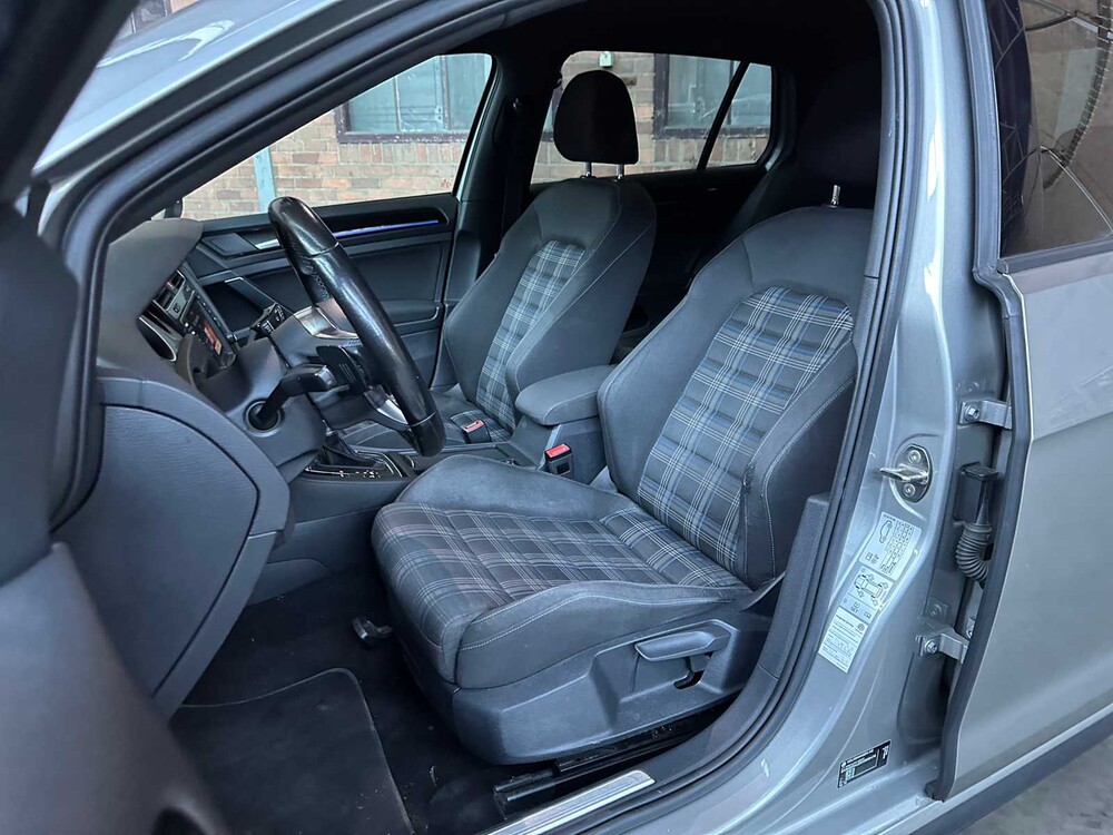 Volkswagen Golf 1.4 TSI GTE 150PS 2015, HP-978-S