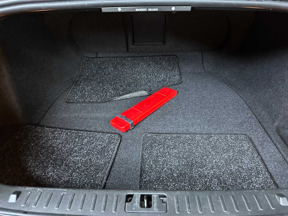 Volvo S80 1.6 T4 Kinetic 179PS 2011, 90-SJP-1