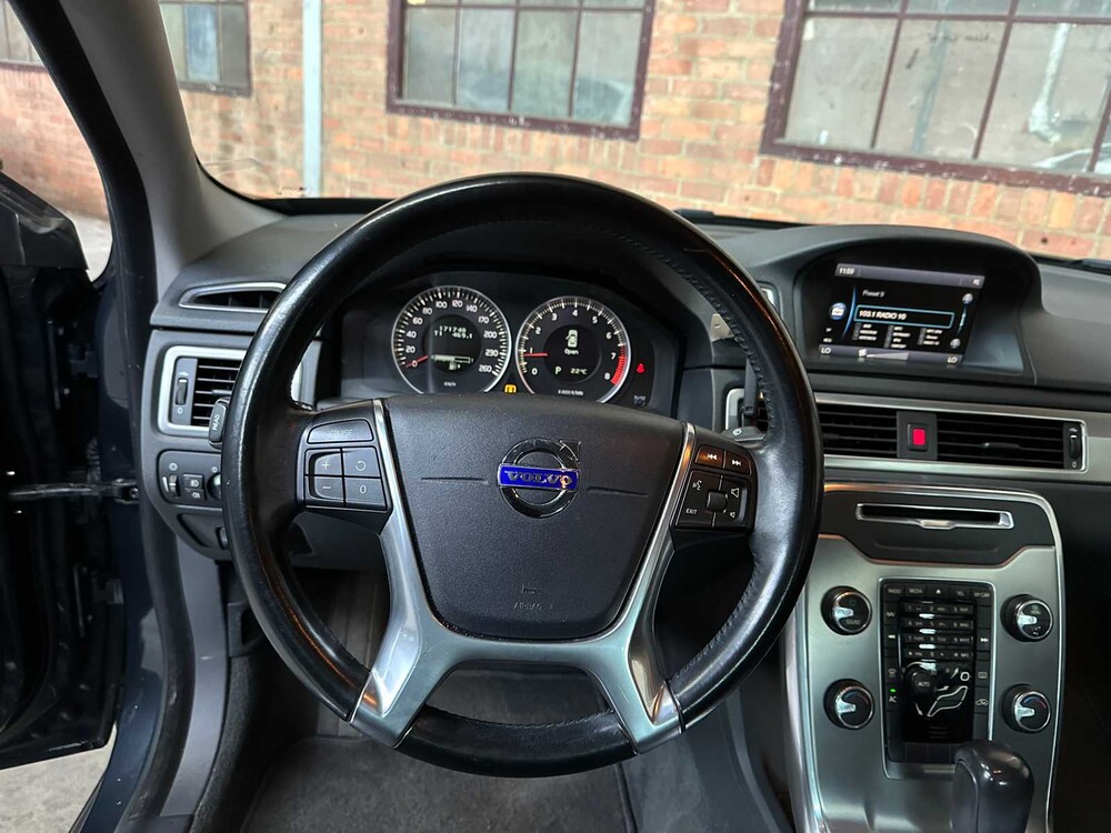 Volvo S80 1.6 T4 Kinetic 179PS 2011, 90-SJP-1