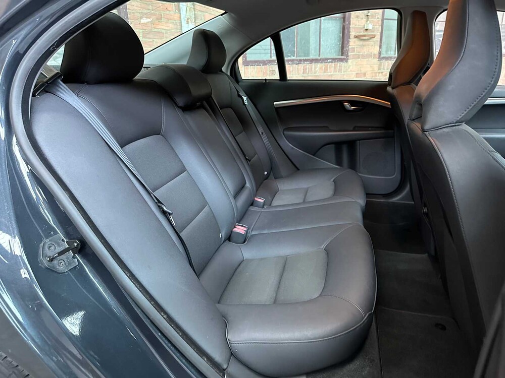 Volvo S80 1.6 T4 Kinetic 179PS 2011, 90-SJP-1