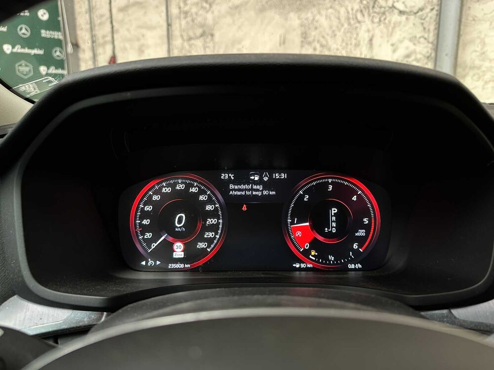 Volvo V60 2.0 D4 Momentum 190hp 2018, TF-649-B