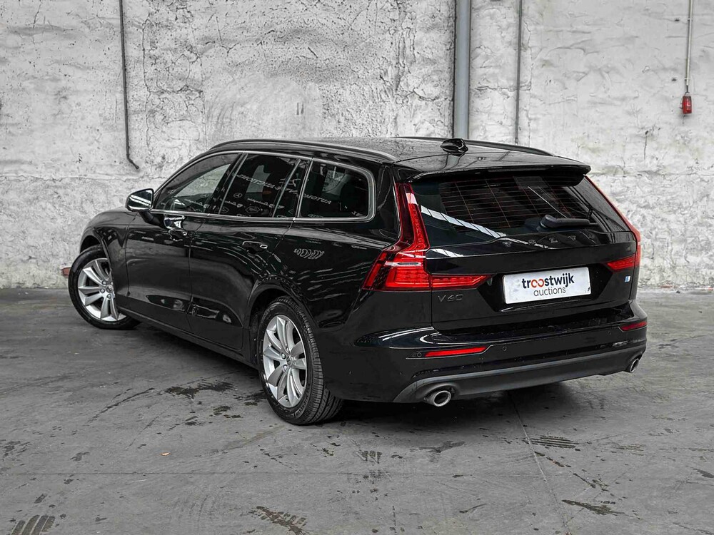 Volvo V60 2.0 D4 Momentum 190hp 2018, TF-649-B