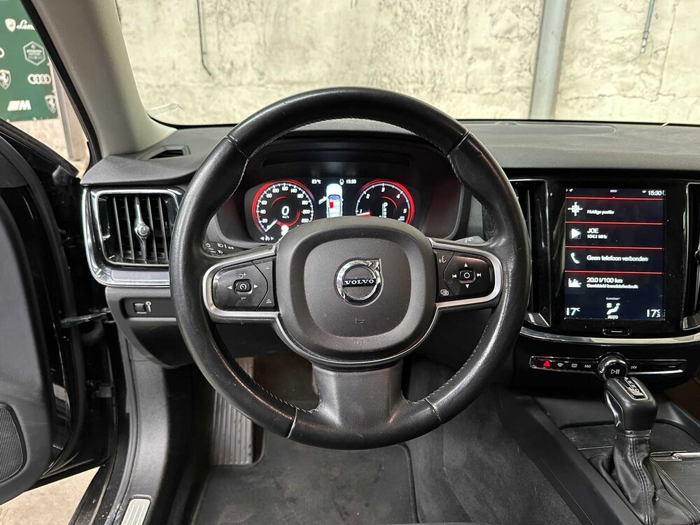 Volvo V60 2.0 D4 Momentum 190hp 2018, TF-649-B