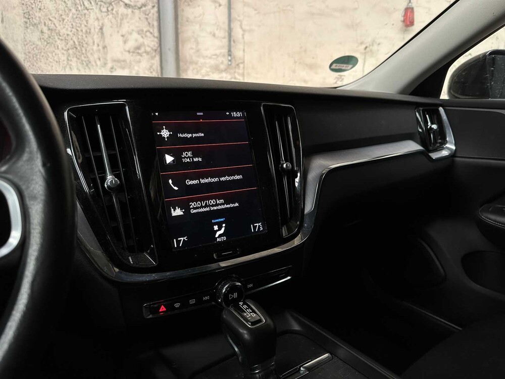 Volvo V60 2.0 D4 Momentum 190hp 2018, TF-649-B