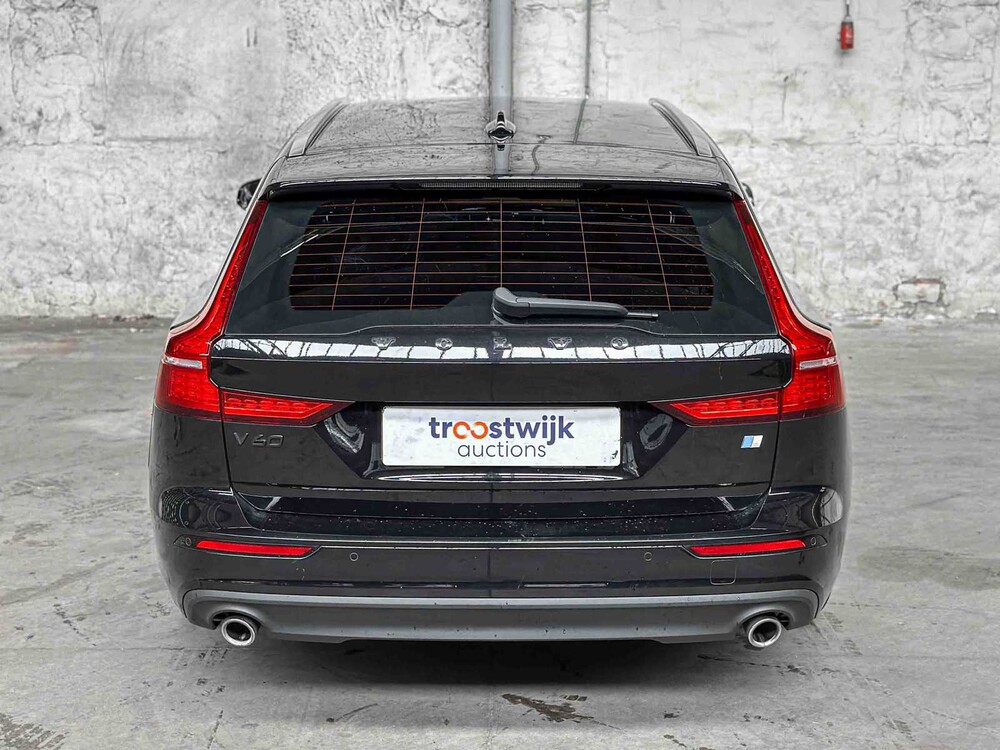 Volvo V60 2.0 D4 Momentum 190hp 2018, TF-649-B