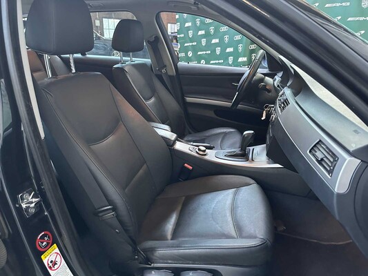 BMW 320i Touring E91 170pk 2008 3-serie, 01-JLK-9