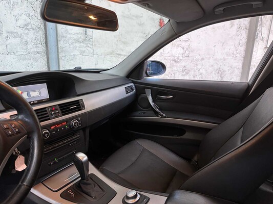 BMW 320i Touring E91 170pk 2008 3-serie, 01-JLK-9