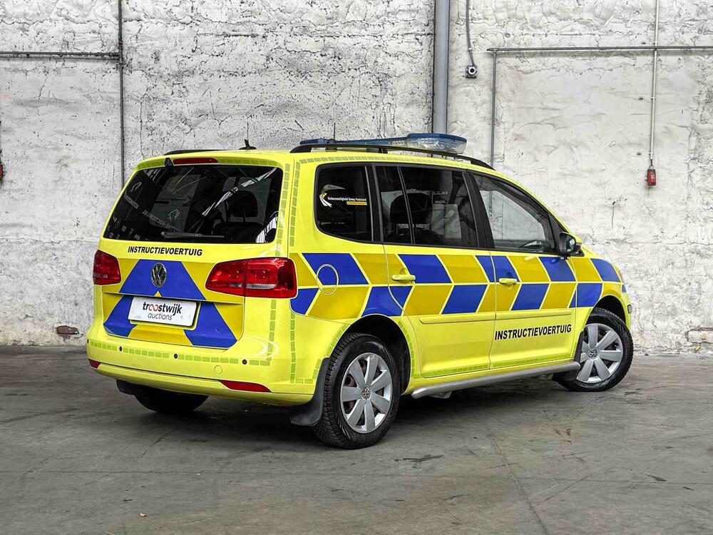 Volkswagen Touran 2.0 TDI Comfortline BlueMotion (AUTOMATIC) 140hp 2013, 8-KNN-06