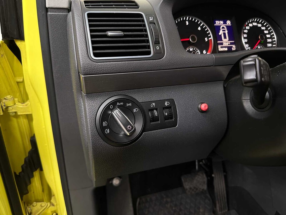 Volkswagen Touran 2.0 TDI Comfortline BlueMotion (AUTOMATIC) 140hp 2013, 8-KNN-06