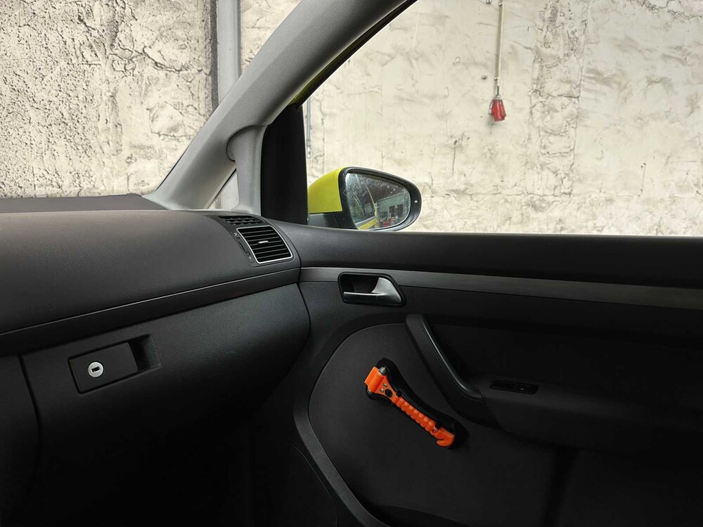 Volkswagen Touran 2.0 TDI Comfortline BlueMotion (AUTOMATIC) 140hp 2013, 8-KNN-06