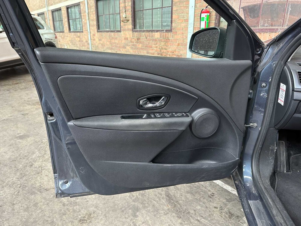 Renault Mégane Estate 1.2 TCe Limited 116 2016, H-092-ZX