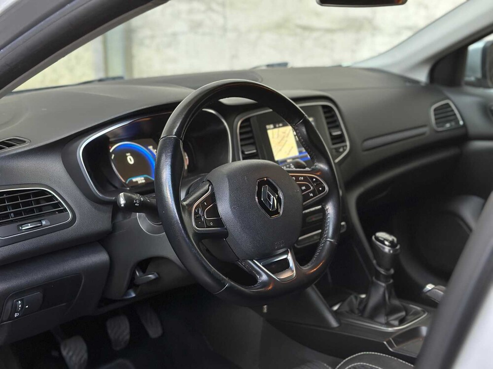 Renault Megane 1.5 DCi 110hp 2017, PF-201-Z 