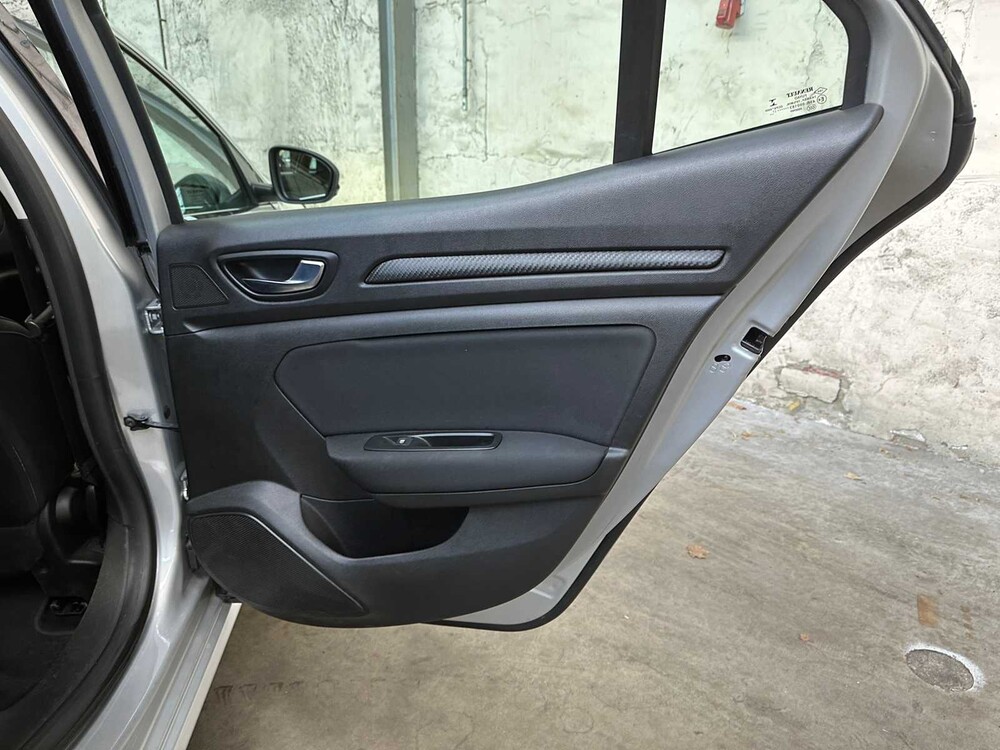 Renault Megane 1.5 DCi 110hp 2017, PF-201-Z 