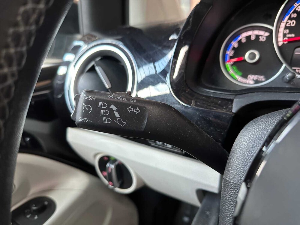 Volkswagen e-Up! 60kw 2015, R-694-XD