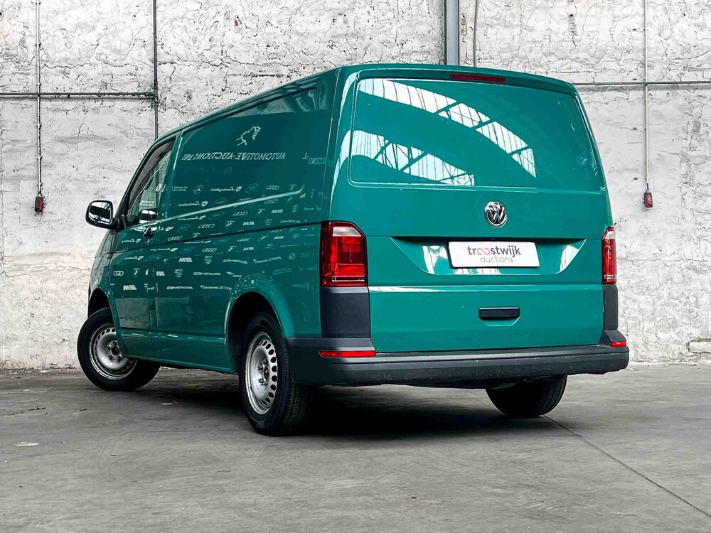 Volkswagen Transporter 2.0 TDI L1H1 Highl. 84hp 2018, V-236-PF