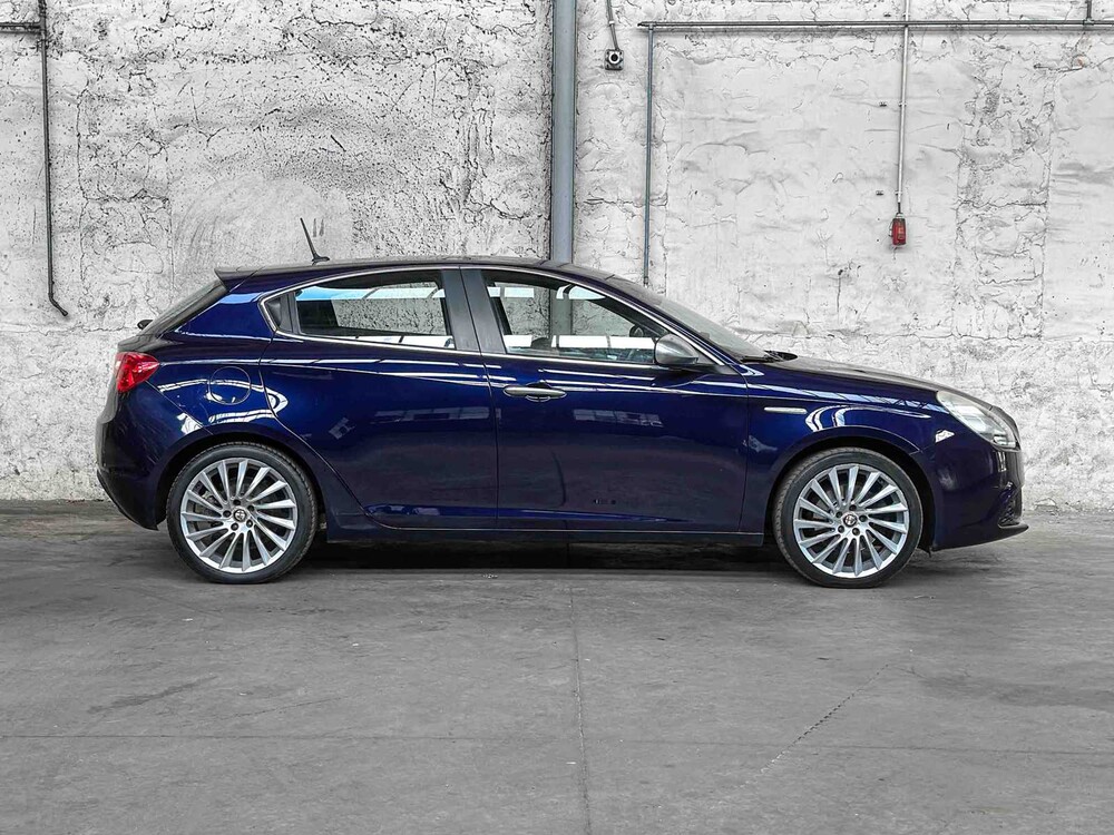 Alfa Romeo Giulietta 1.4 T Distinctive 170hp 2011, 12-RRR-7