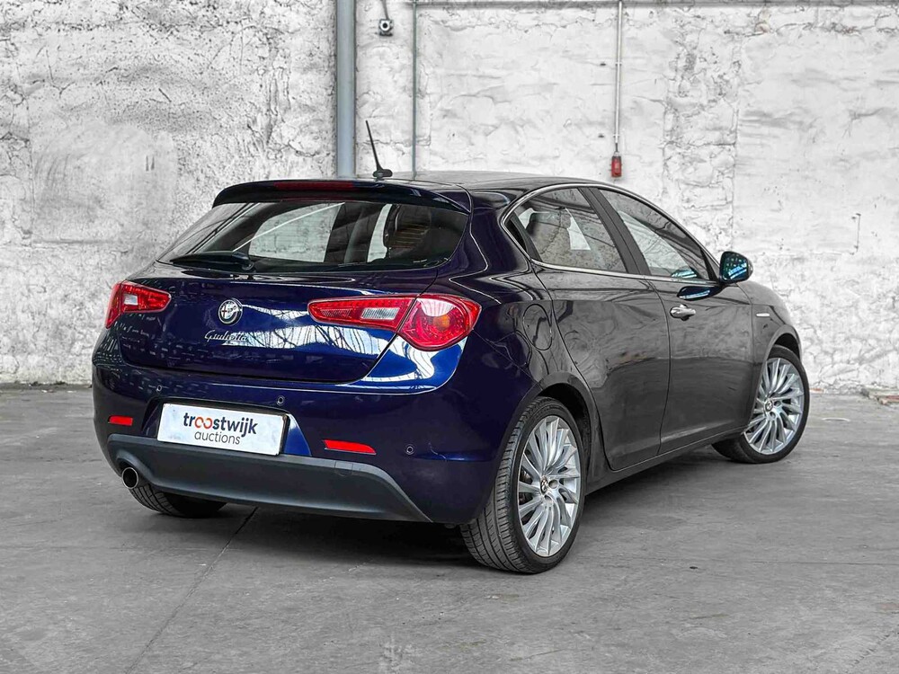 Alfa Romeo Giulietta 1.4 T Distinctive 170hp 2011, 12-RRR-7