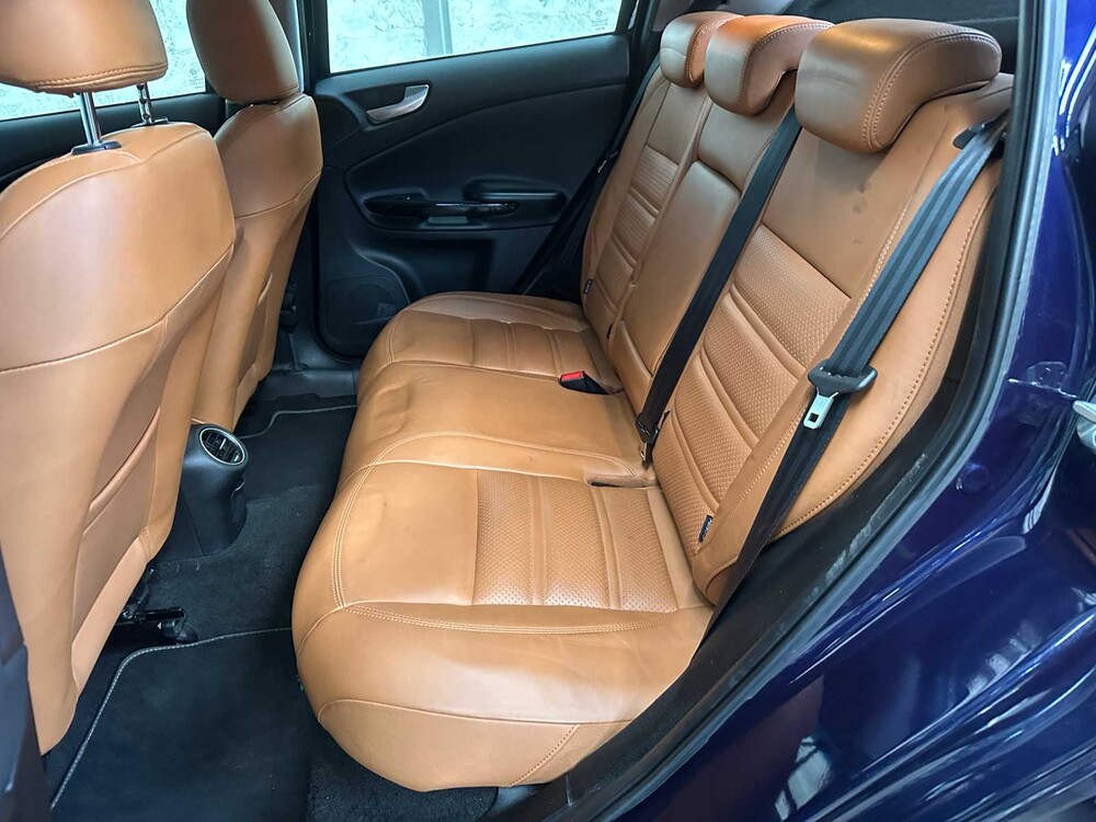 Alfa Romeo Giulietta 1.4 T Distinctive 170hp 2011, 12-RRR-7