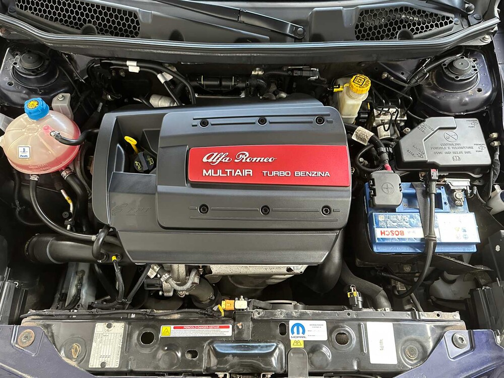 Alfa Romeo Giulietta 1.4 T Distinctive 170hp 2011, 12-RRR-7