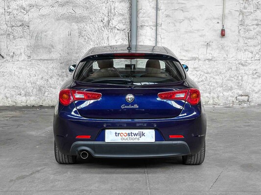 Alfa Romeo Giulietta 1.4 T Distinctive 170pk 2011, 12-RRR-7