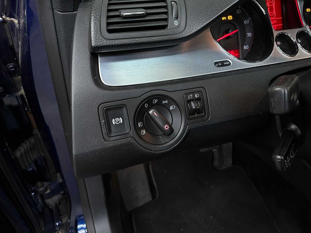 Volkswagen Passat Variant 3.2 V6 Highl. Bns 4M 250hp 2007, 79-XF-VS