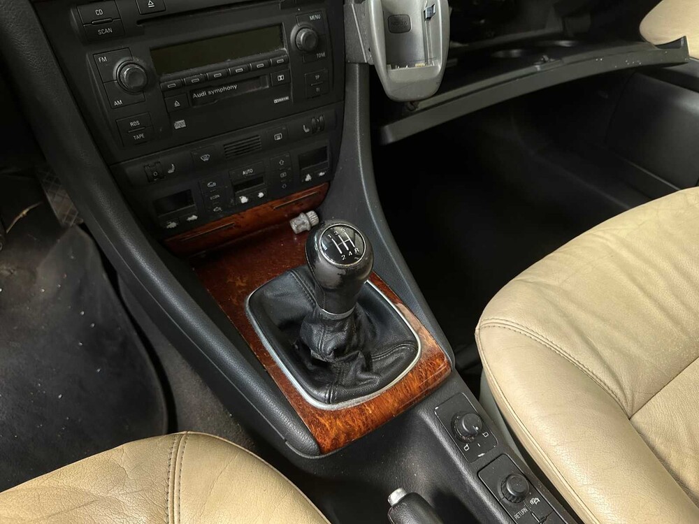 Audi A6 Avant 2.4 Quattro Exclusive 170hp 2002, 14-JP-NK