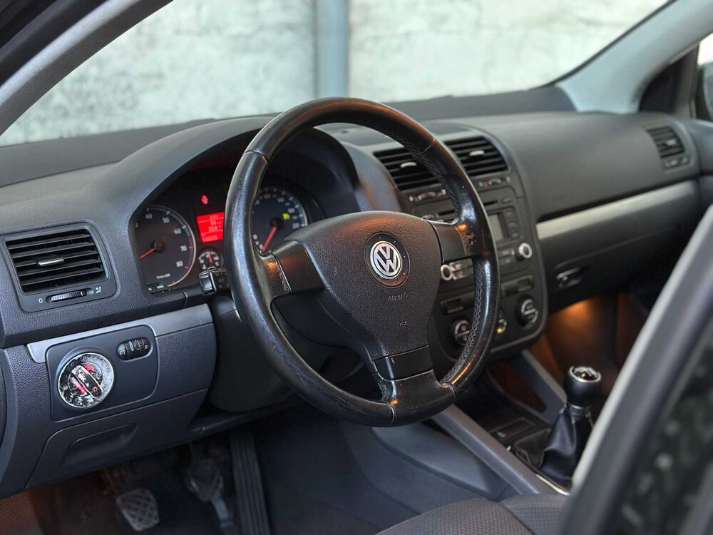 Volkswagen Golf 1.6 FSI Sportline 105hp 2006, 90-SL-JZ