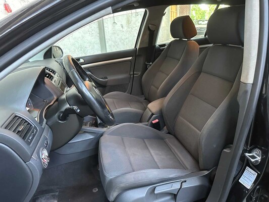 Volkswagen Golf 1.6 FSI Sportline 105pk 2006, 90-SL-JZ